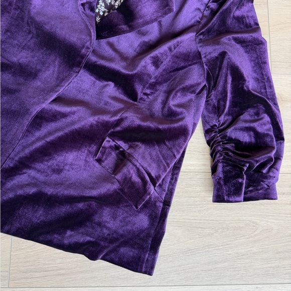 Skies Are Blue Rich Purple Velvet Blazer - Picture 3 of 5